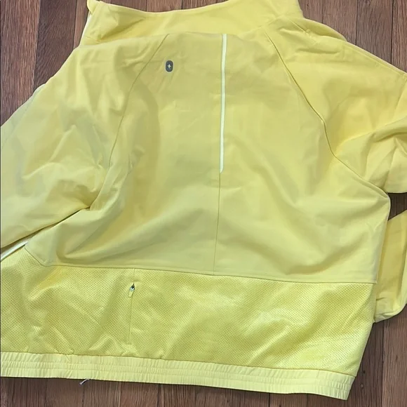 BRIGHT YELLOW Figs Jacket - Picture 5 of 5